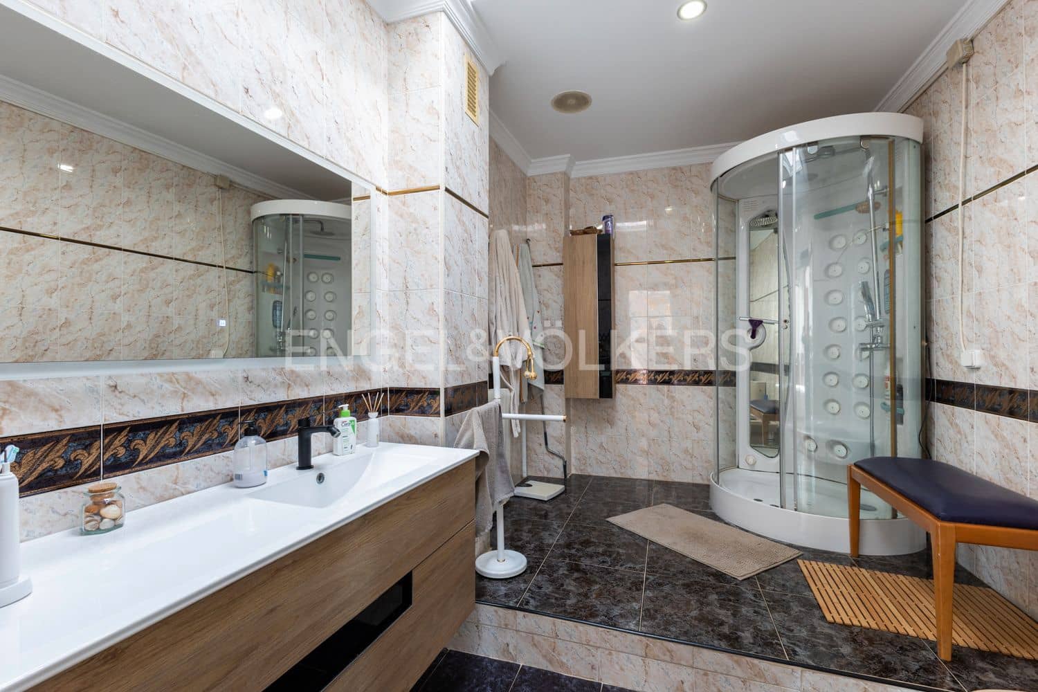 4 bedroom Townhouse for sale in Albal with garage - € 495,000 (Ref: 9238908)