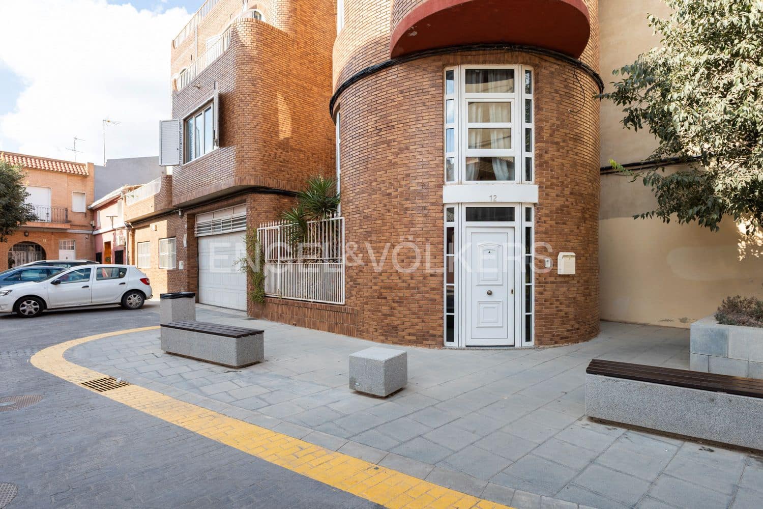 4 bedroom Townhouse for sale in Albal with garage - € 495,000 (Ref: 9238908)