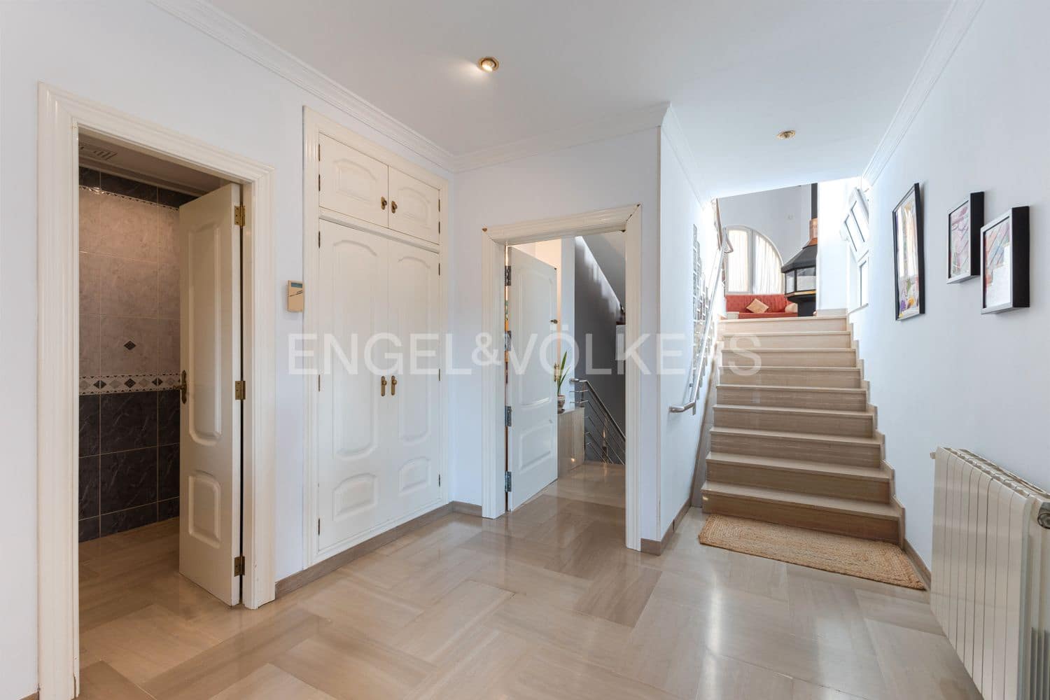4 bedroom Townhouse for sale in Albal with garage - € 495,000 (Ref: 9238908)