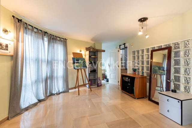4 bedroom Townhouse for sale in Albal with garage - € 495,000 (Ref: 9238908)