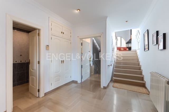 4 bedroom Townhouse for sale in Albal with garage - € 495,000 (Ref: 9238908)