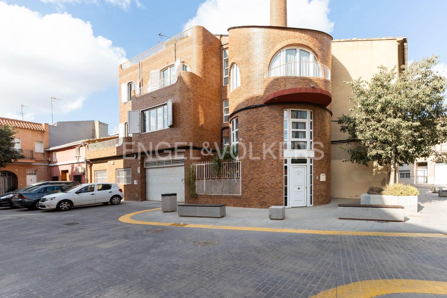 4 bedroom Townhouse for sale in Albal with garage - € 495,000 (Ref: 9238908)