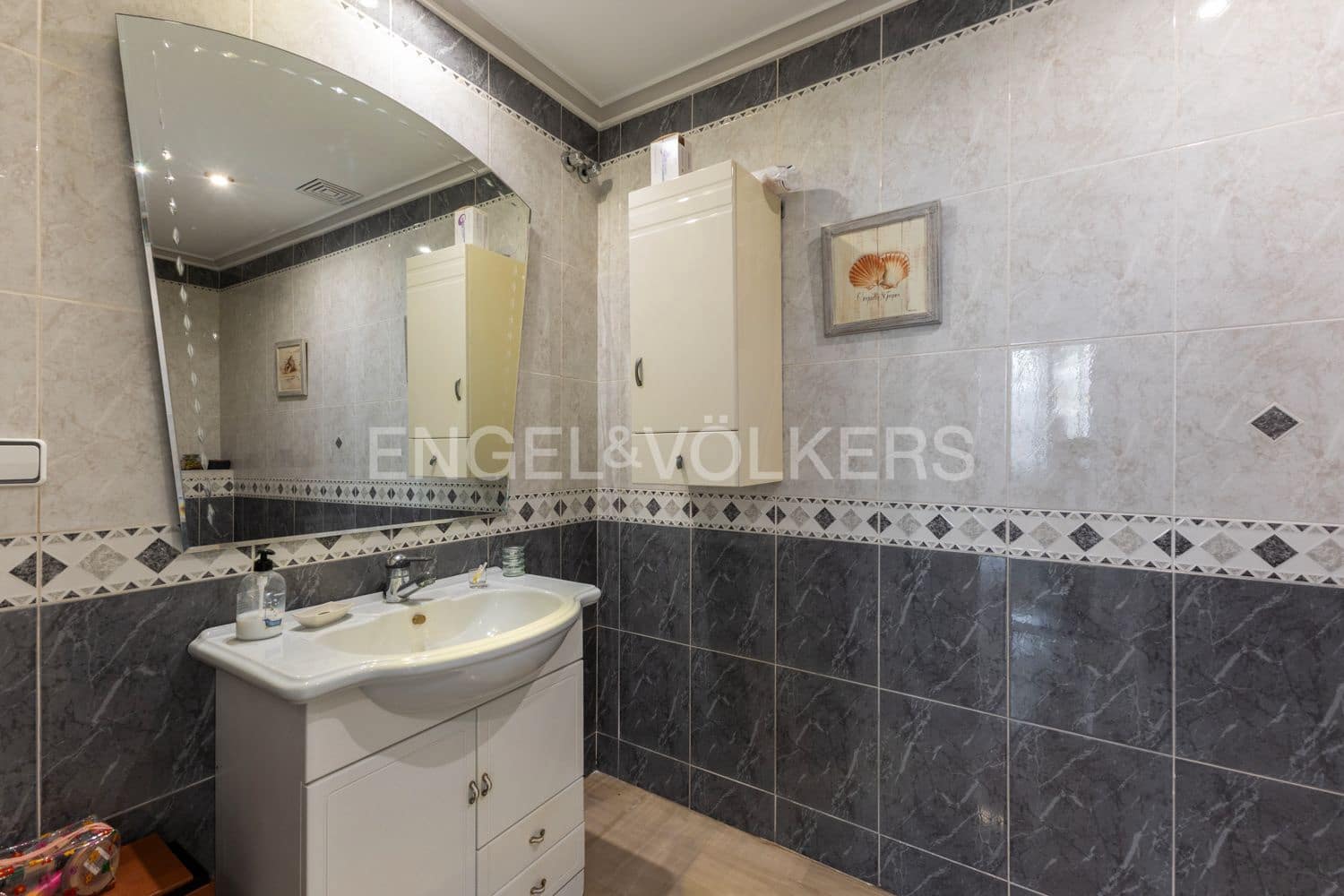 4 bedroom Townhouse for sale in Albal with garage - € 495,000 (Ref: 9238908)