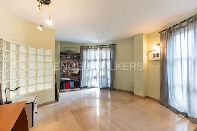 4 bedroom Townhouse for sale in Albal with garage - € 495,000 (Ref: 9238908)