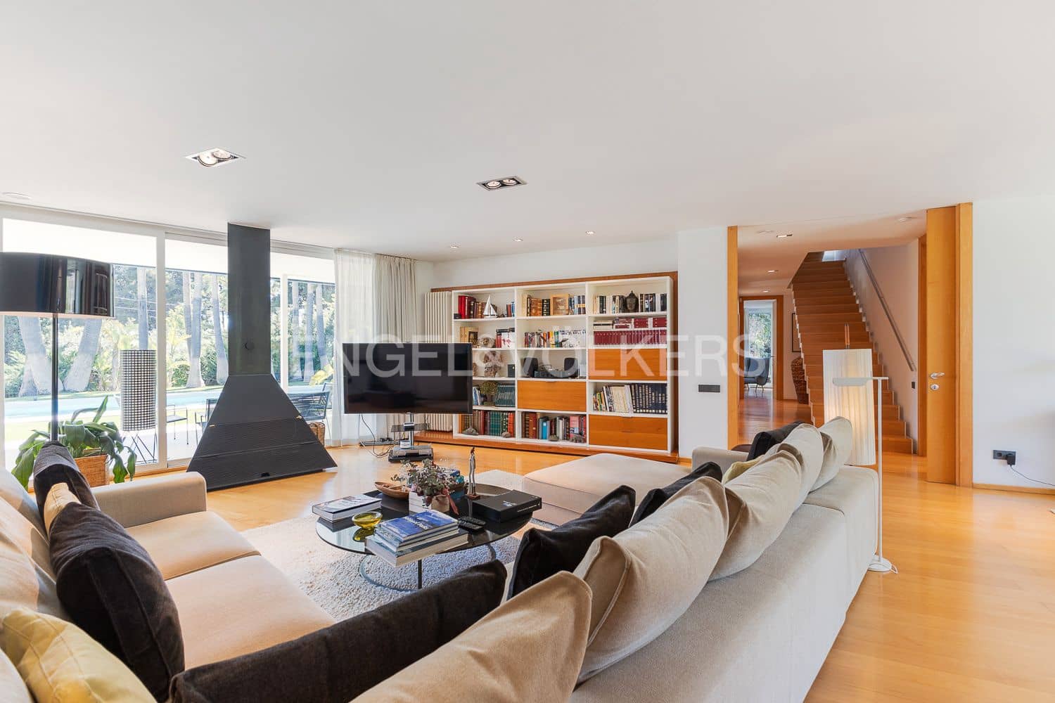 5 sypialnia Willa na sprzedaż w Godella z basenem garażem - 1 999 000 € (Ref: 9241985)