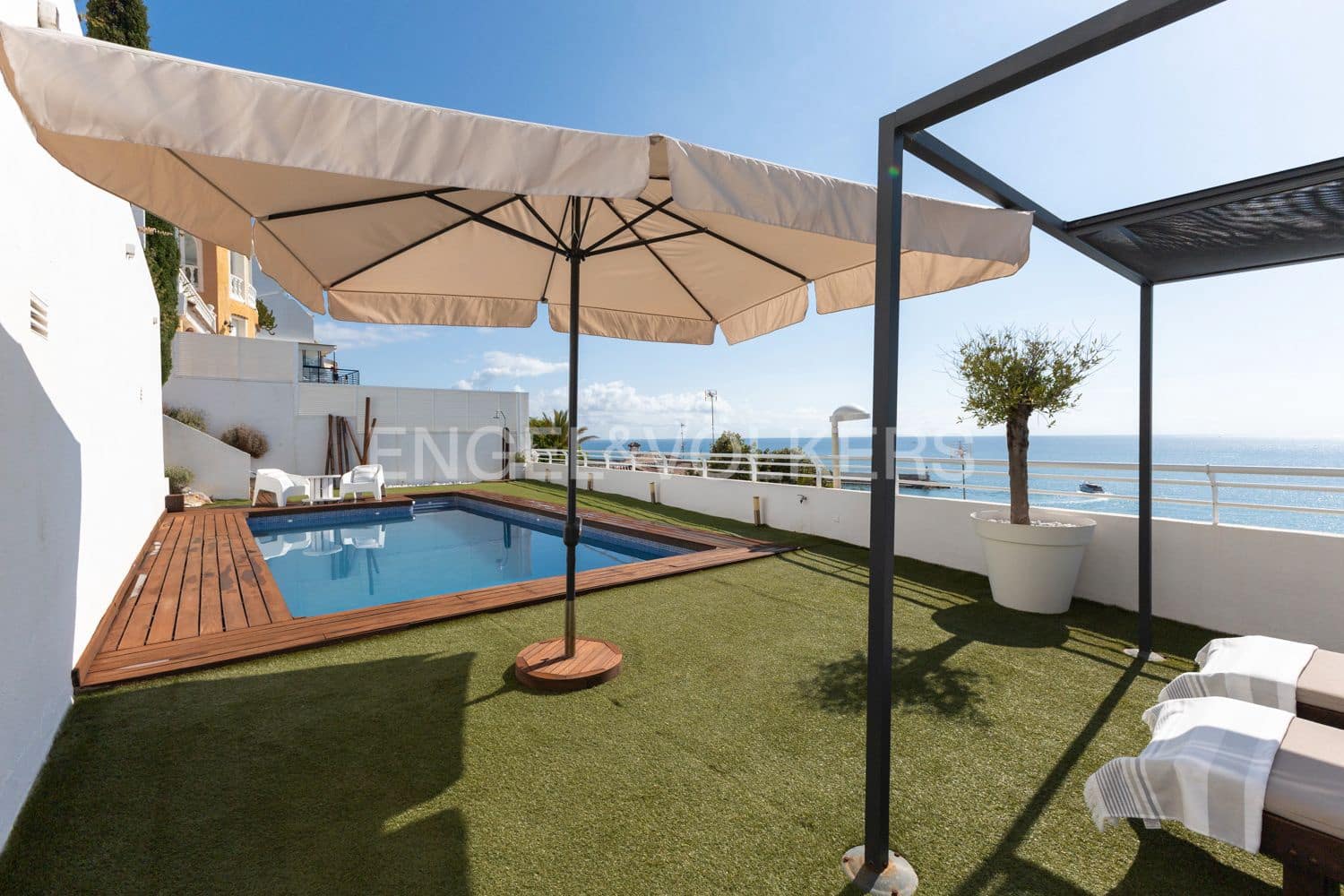 Chalet de 5 habitaciones en Peñíscola en venta con piscina garaje - 1.300.000 € (Ref: 9245279)