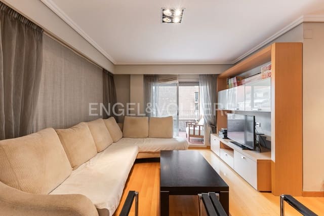 4 quarto Apartamento para venda em Centro, Castelló de la Plana - 339 000 € (Ref: 9245623)