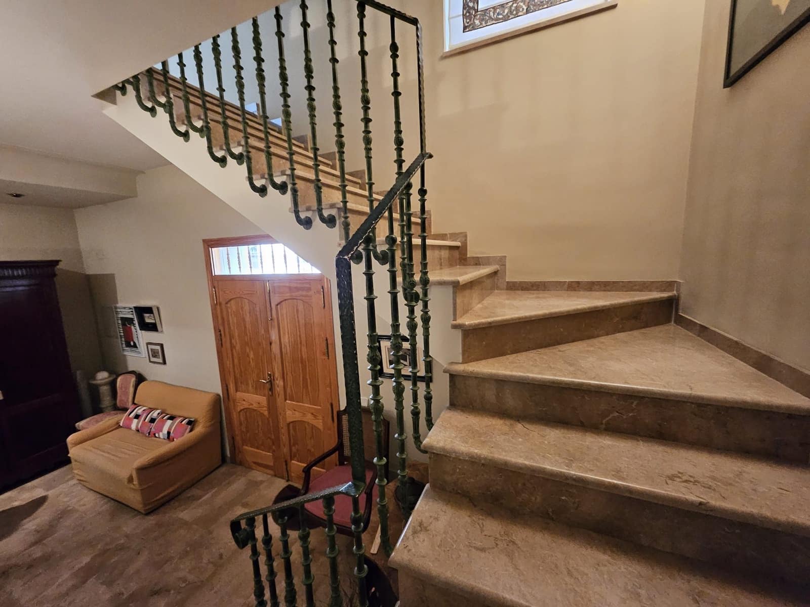 4 bedroom Villa for rent in Corbera with garage - € 1,500 (Ref: 9249431)