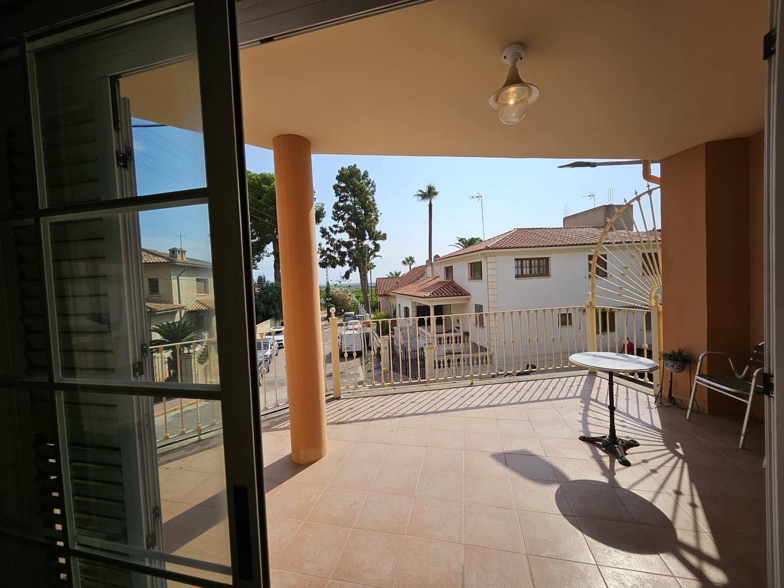 4 bedroom Villa for rent in Corbera with garage - € 1,500 (Ref: 9249431)