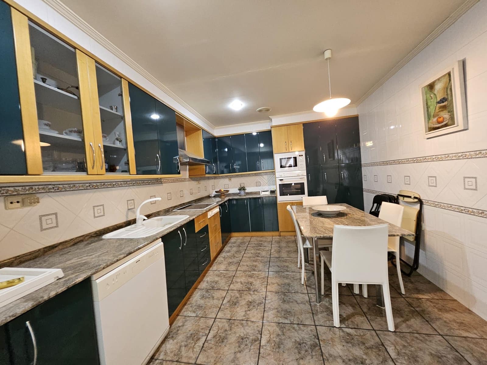 4 bedroom Villa for rent in Corbera with garage - € 1,500 (Ref: 9249431)