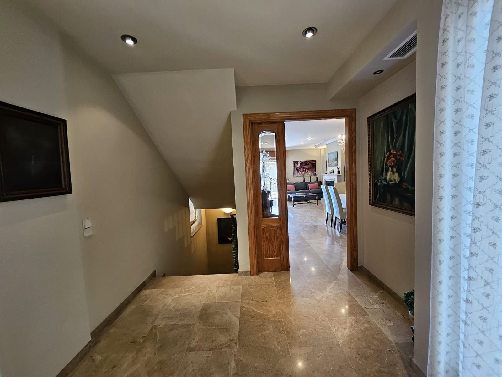 4 bedroom Villa for rent in Corbera with garage - € 1,500 (Ref: 9249431)