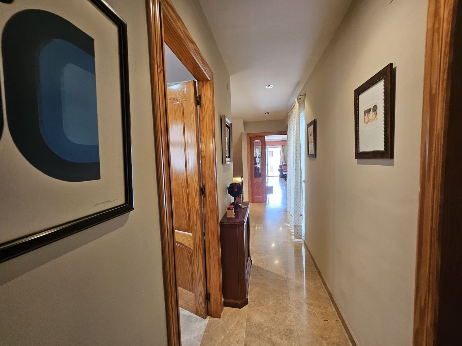 4 bedroom Villa for rent in Corbera with garage - € 1,500 (Ref: 9249431)
