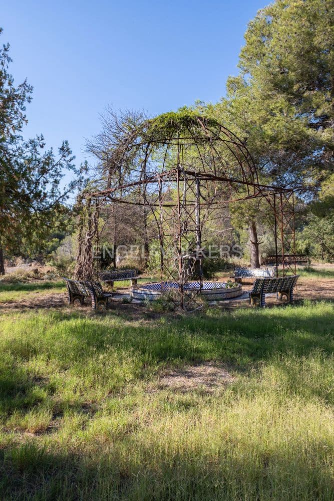 15 bedroom Finca/Country House for sale in Lliria with pool garage - € 1,680,000 (Ref: 9253854)