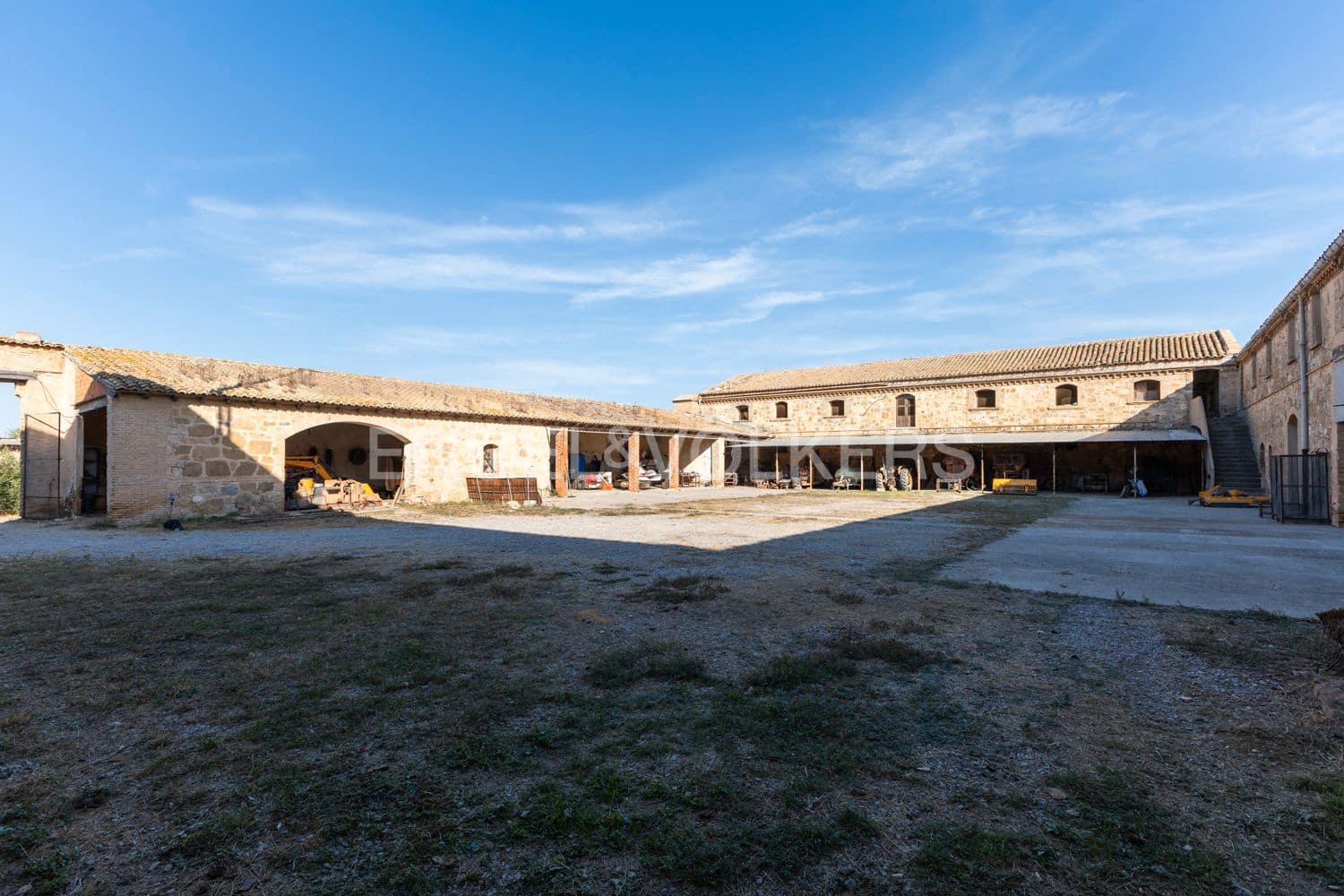 15 bedroom Finca/Country House for sale in Lliria with pool garage - € 1,680,000 (Ref: 9253854)