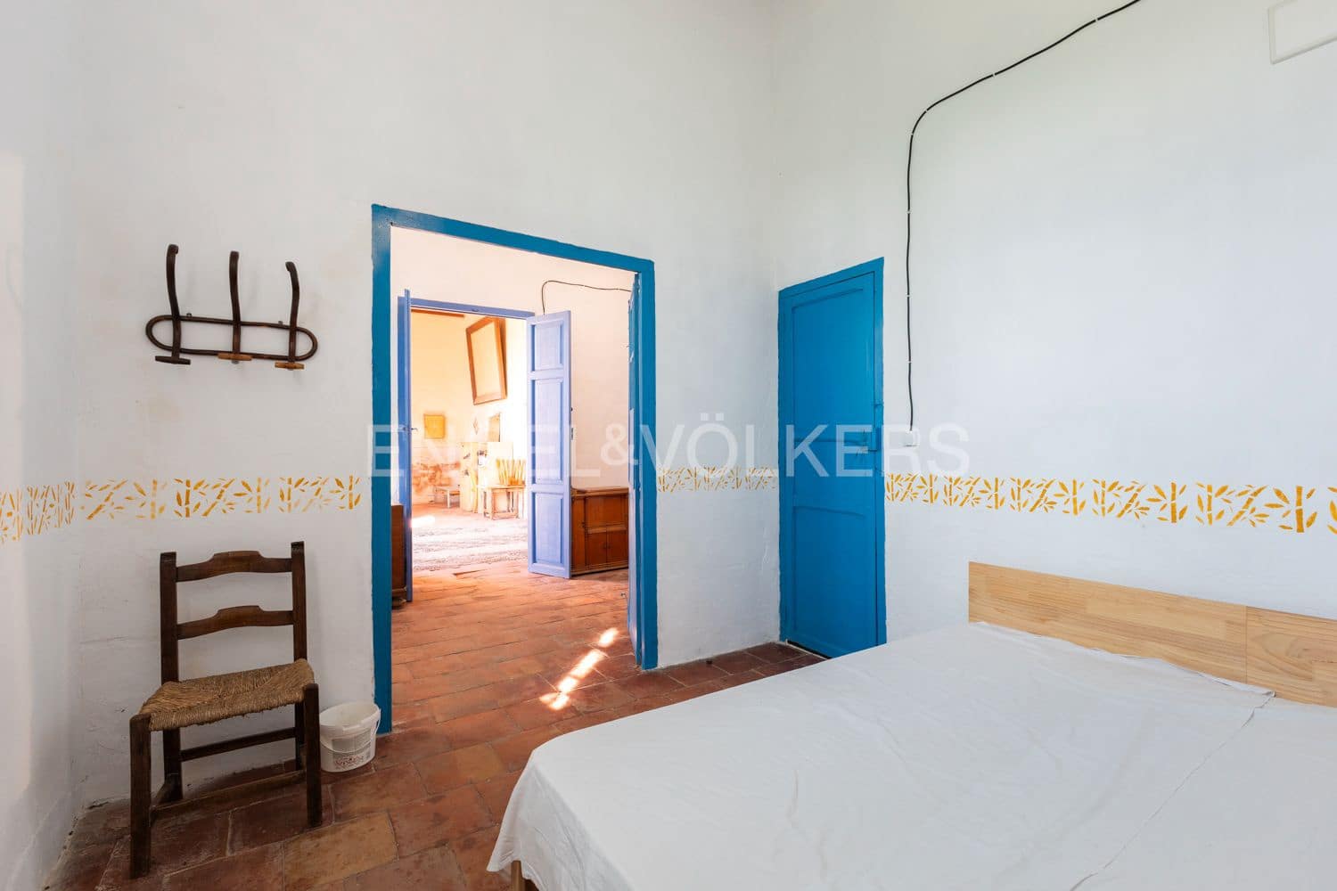 15 bedroom Finca/Country House for sale in Lliria with pool garage - € 1,680,000 (Ref: 9253854)