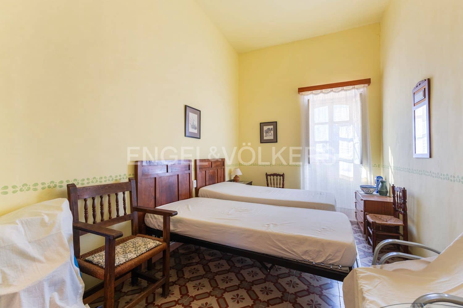 15 bedroom Finca/Country House for sale in Lliria with pool garage - € 1,680,000 (Ref: 9253854)