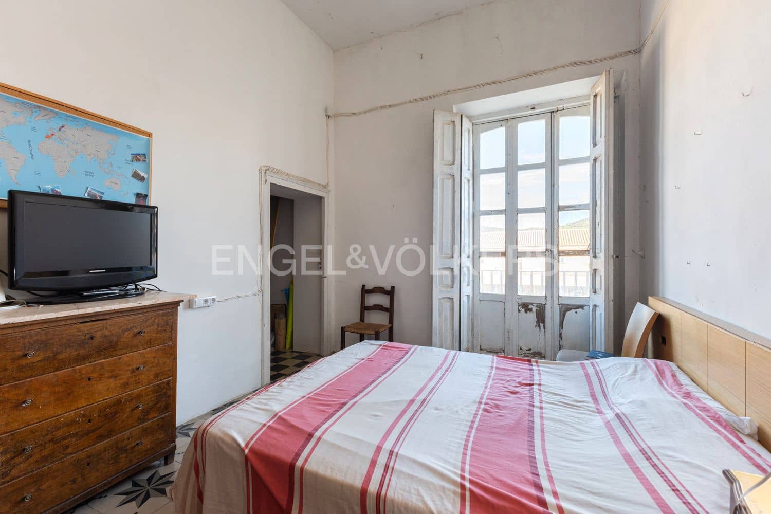 15 bedroom Finca/Country House for sale in Lliria with pool garage - € 1,680,000 (Ref: 9253854)