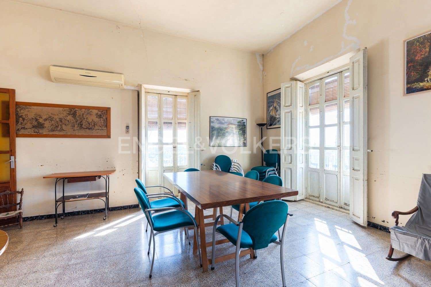 15 bedroom Finca/Country House for sale in Lliria with pool garage - € 1,680,000 (Ref: 9253854)