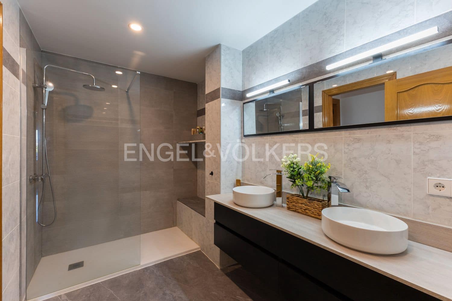 3 Zimmer Apartment zu verkaufen in Burriana / Borriana mit Garage - 299.000 € (Ref: 9263172)