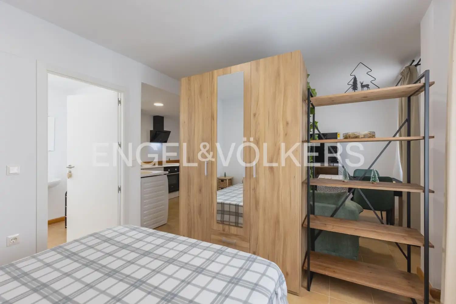 1 soveværelse Lejlighed til leje i Chovar - € 600 (Ref: 9897480)