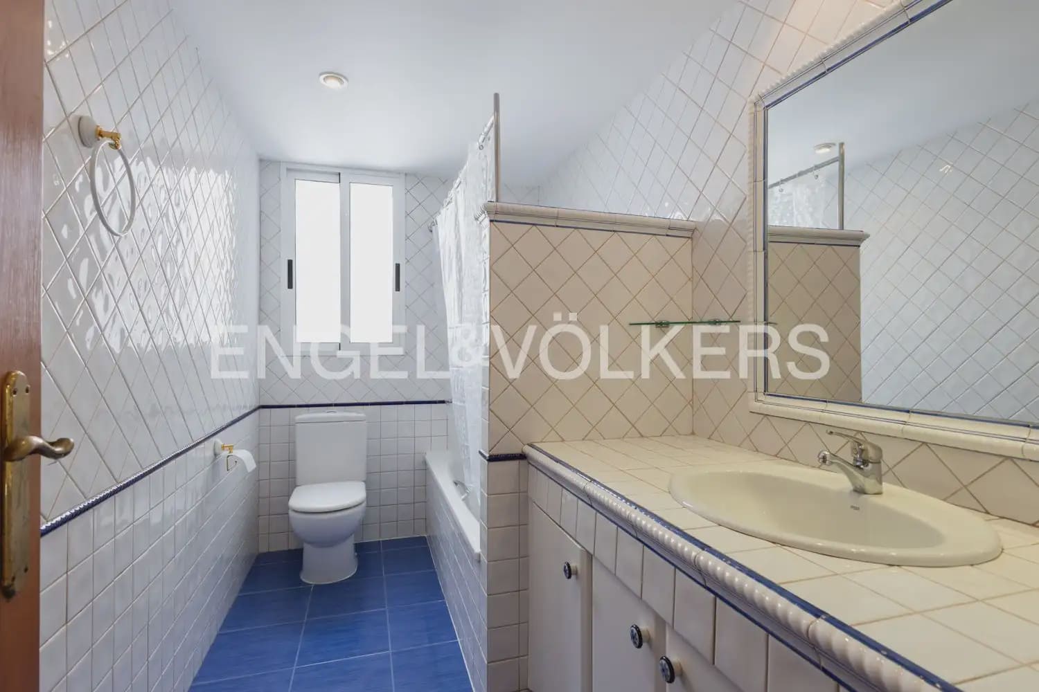 2 soveværelse Lejlighed til leje i Valencia by - € 1.250 (Ref: 9897482)