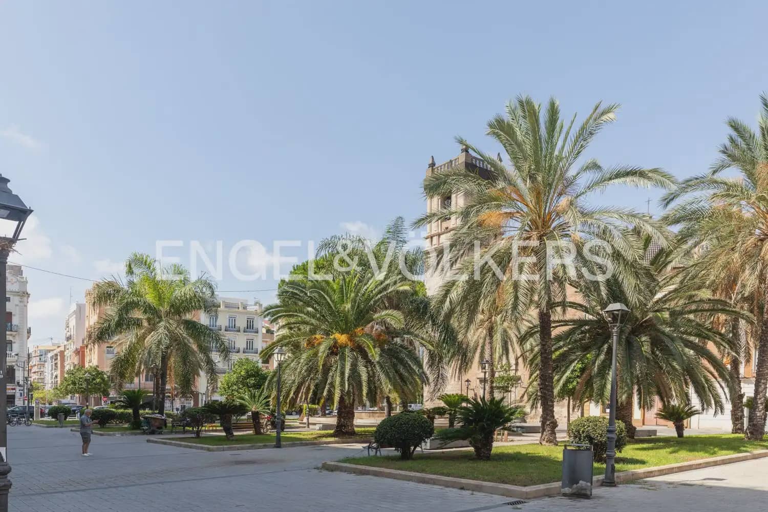 2 soveværelse Lejlighed til leje i Valencia by - € 1.250 (Ref: 9897482)