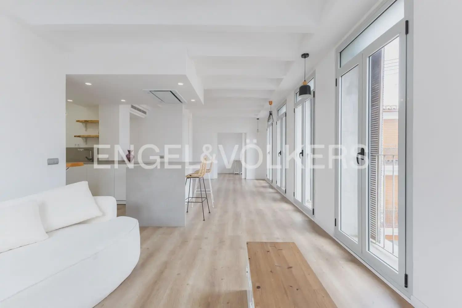 2 Zimmer Wohnung zu vermieten in Valencia Stadt - 2.400 € (Ref: 9897484)