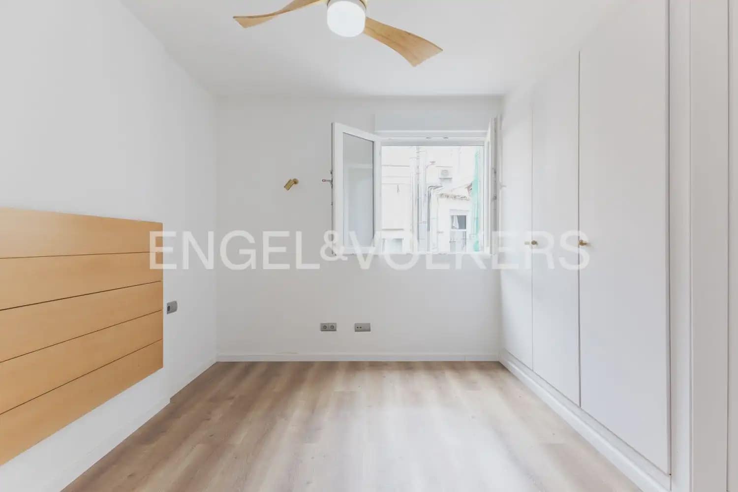 2 Zimmer Wohnung zu vermieten in Valencia Stadt - 2.400 € (Ref: 9897484)