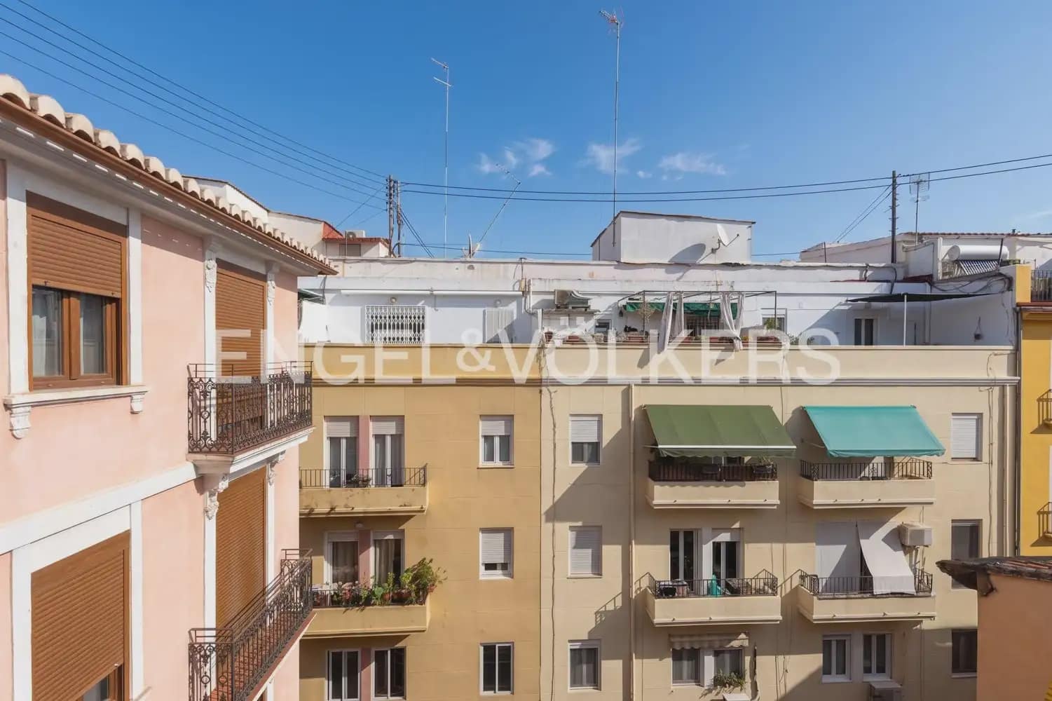 2 Zimmer Wohnung zu vermieten in Valencia Stadt - 2.400 € (Ref: 9897484)