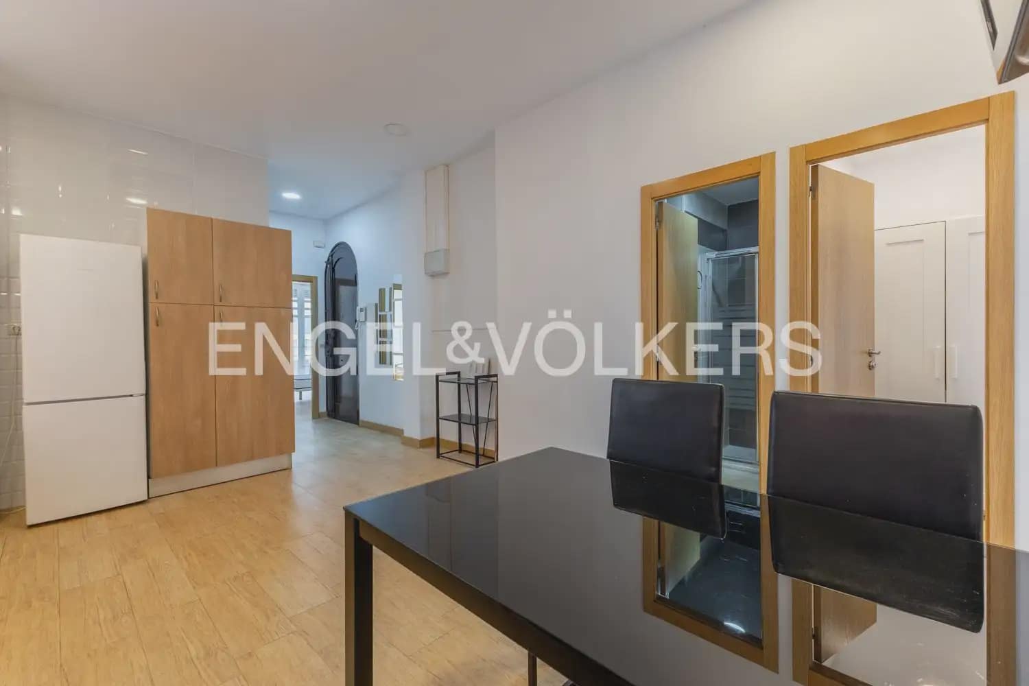 4 camera da letto Appartamento da affittare in Valencia citta - 1.800 € (Rif: 9897485)