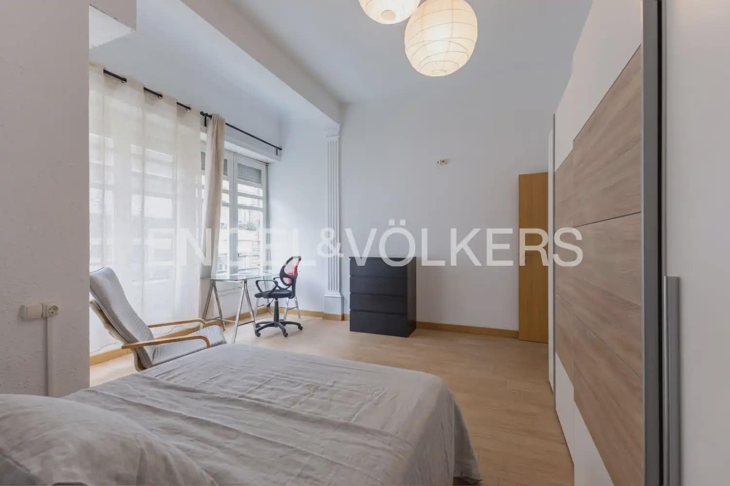 4 camera da letto Appartamento da affittare in Valencia citta - 1.800 € (Rif: 9897485)