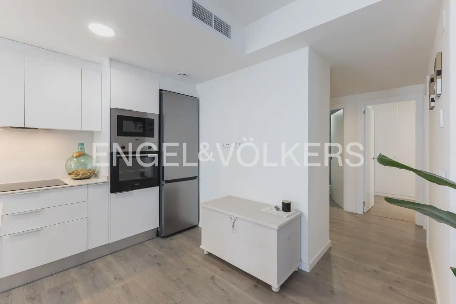 2 sovrum Lägenhet till salu i Valencia stad med pool garage - 475 000 € (Ref: 9897488)