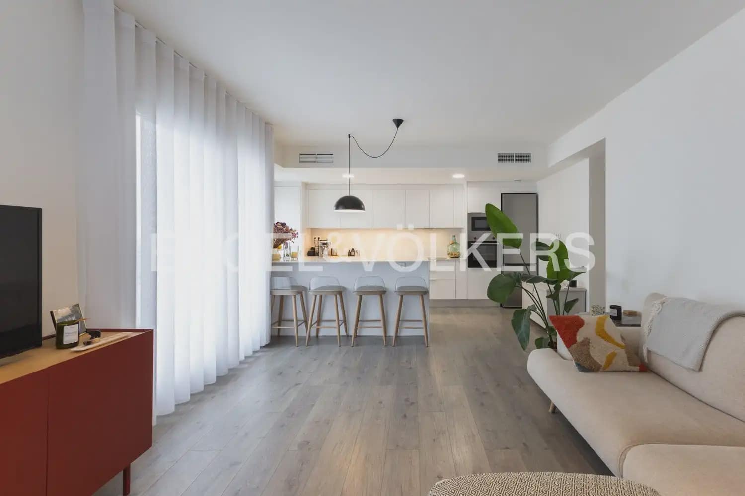 2 sovrum Lägenhet till salu i Valencia stad med pool garage - 475 000 € (Ref: 9897488)