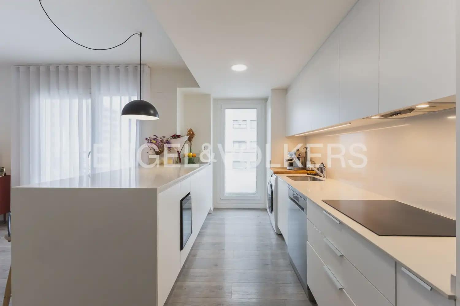 2 sovrum Lägenhet till salu i Valencia stad med pool garage - 475 000 € (Ref: 9897488)