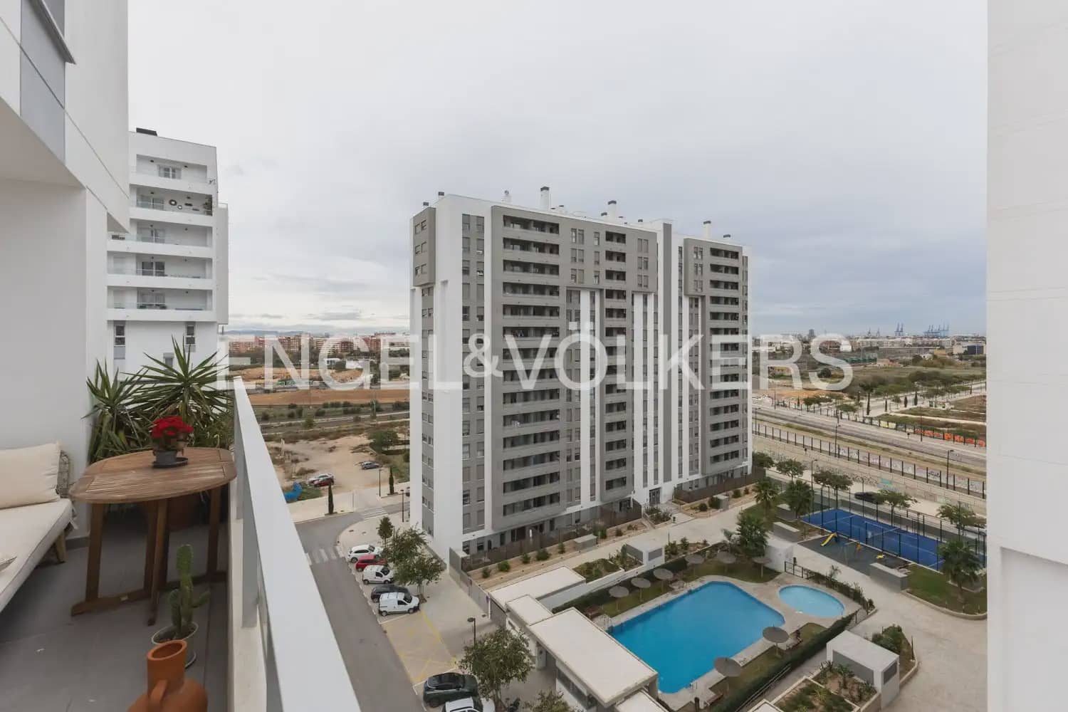 2 sovrum Lägenhet till salu i Valencia stad med pool garage - 475 000 € (Ref: 9897488)