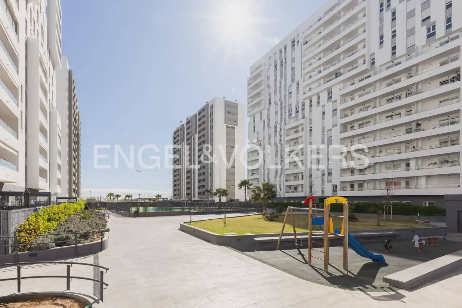 2 sovrum Lägenhet till salu i Valencia stad med pool garage - 475 000 € (Ref: 9897488)
