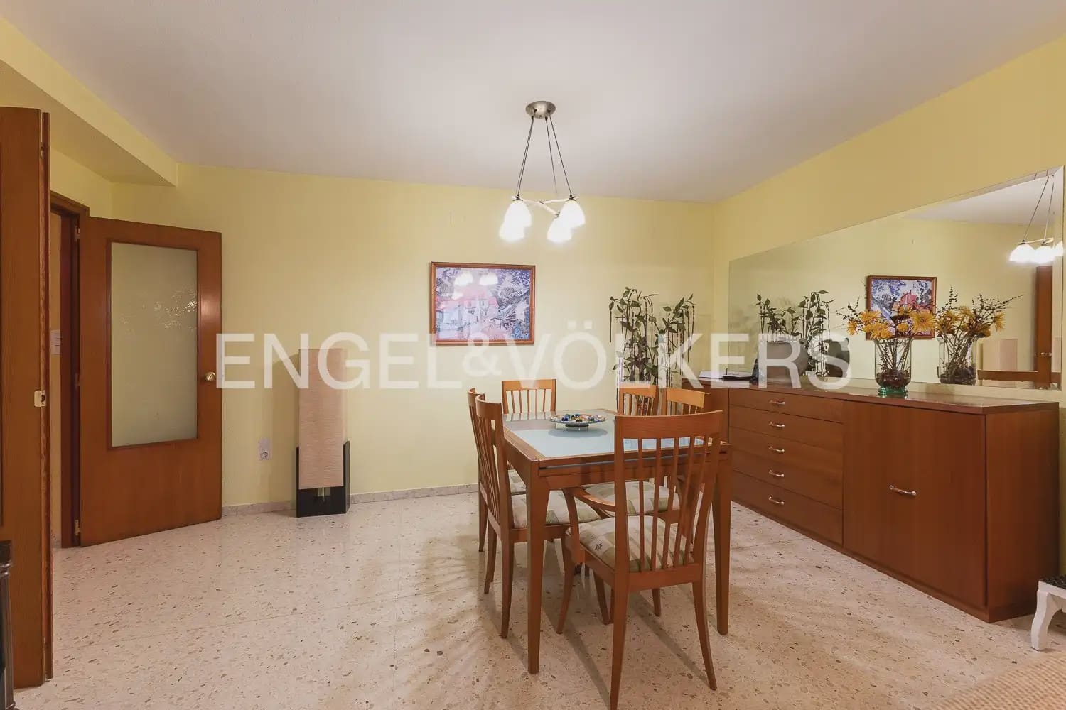 3 Zimmer Wohnung zu verkaufen in Valencia Stadt mit Garage - 565.000 € (Ref: 9897489)