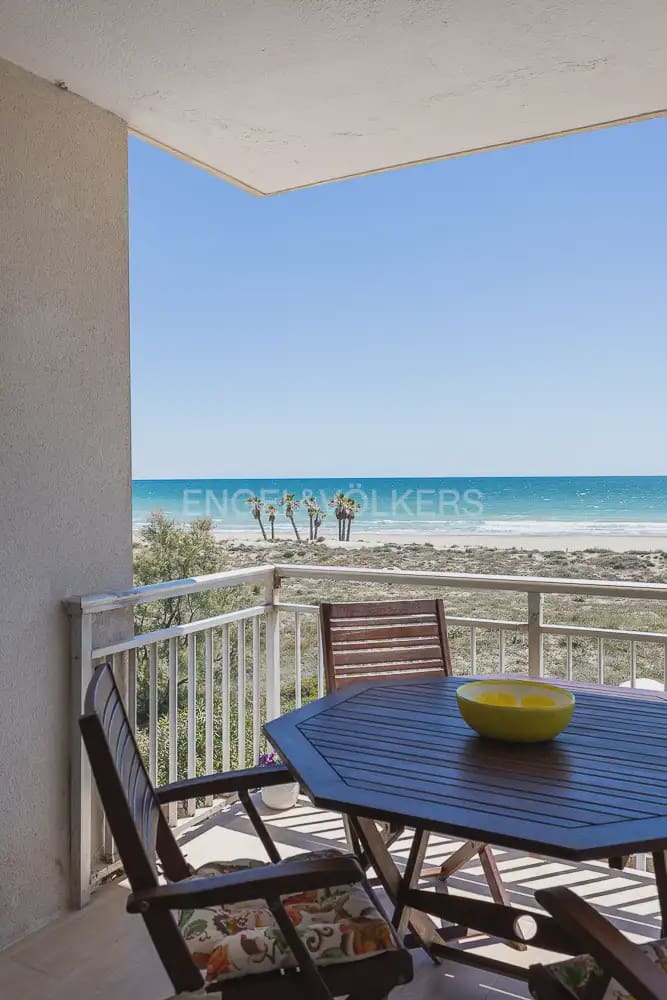 3 bedroom Flat for rent in Canet d'En Berenguer with garage - € 1,500 (Ref: 9897490)