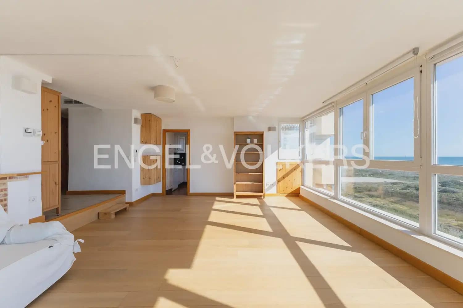 4 sovrum Lägenhet till salu i Valencia stad med pool - 630 000 € (Ref: 9897494)