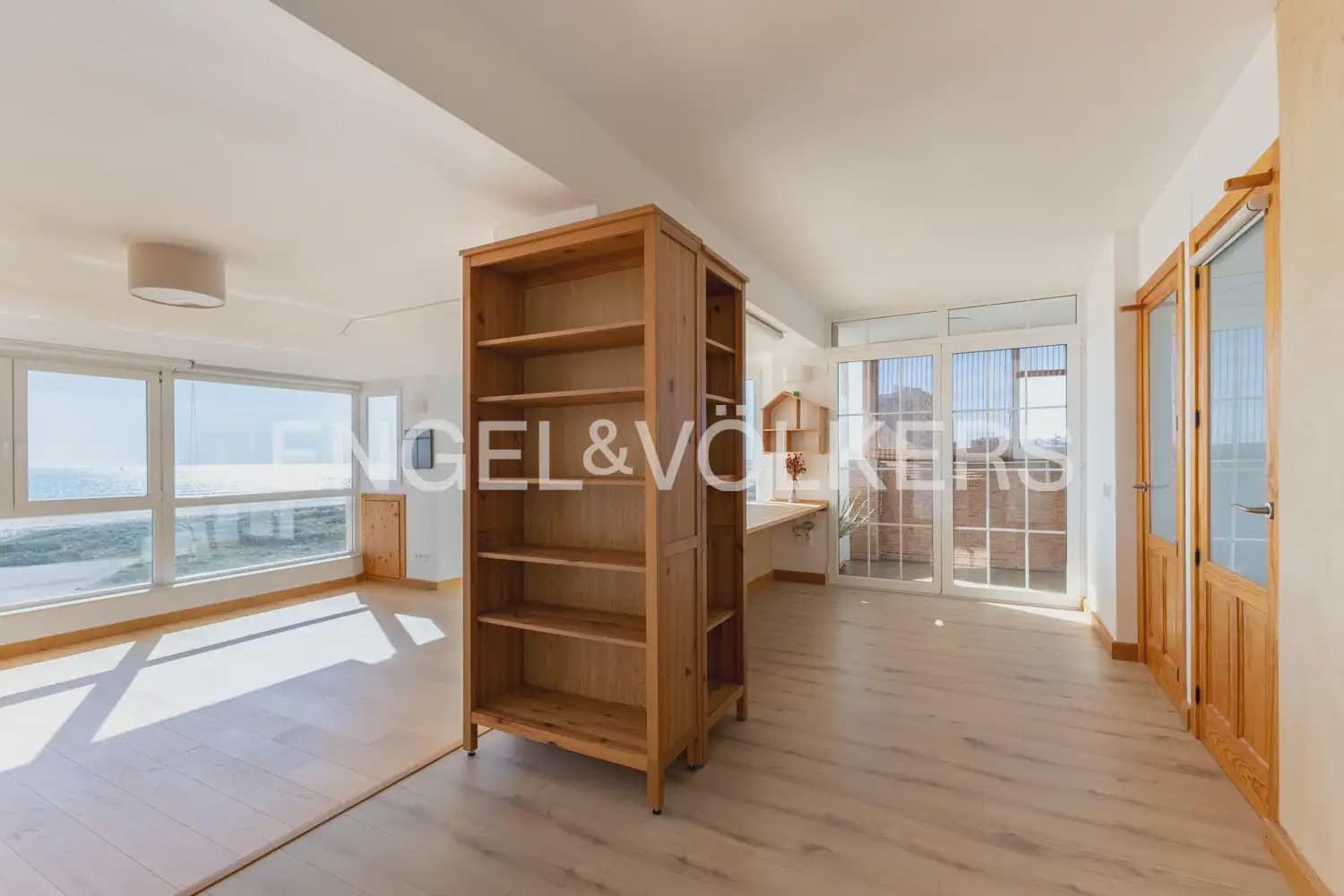 4 sovrum Lägenhet till salu i Valencia stad med pool - 630 000 € (Ref: 9897494)