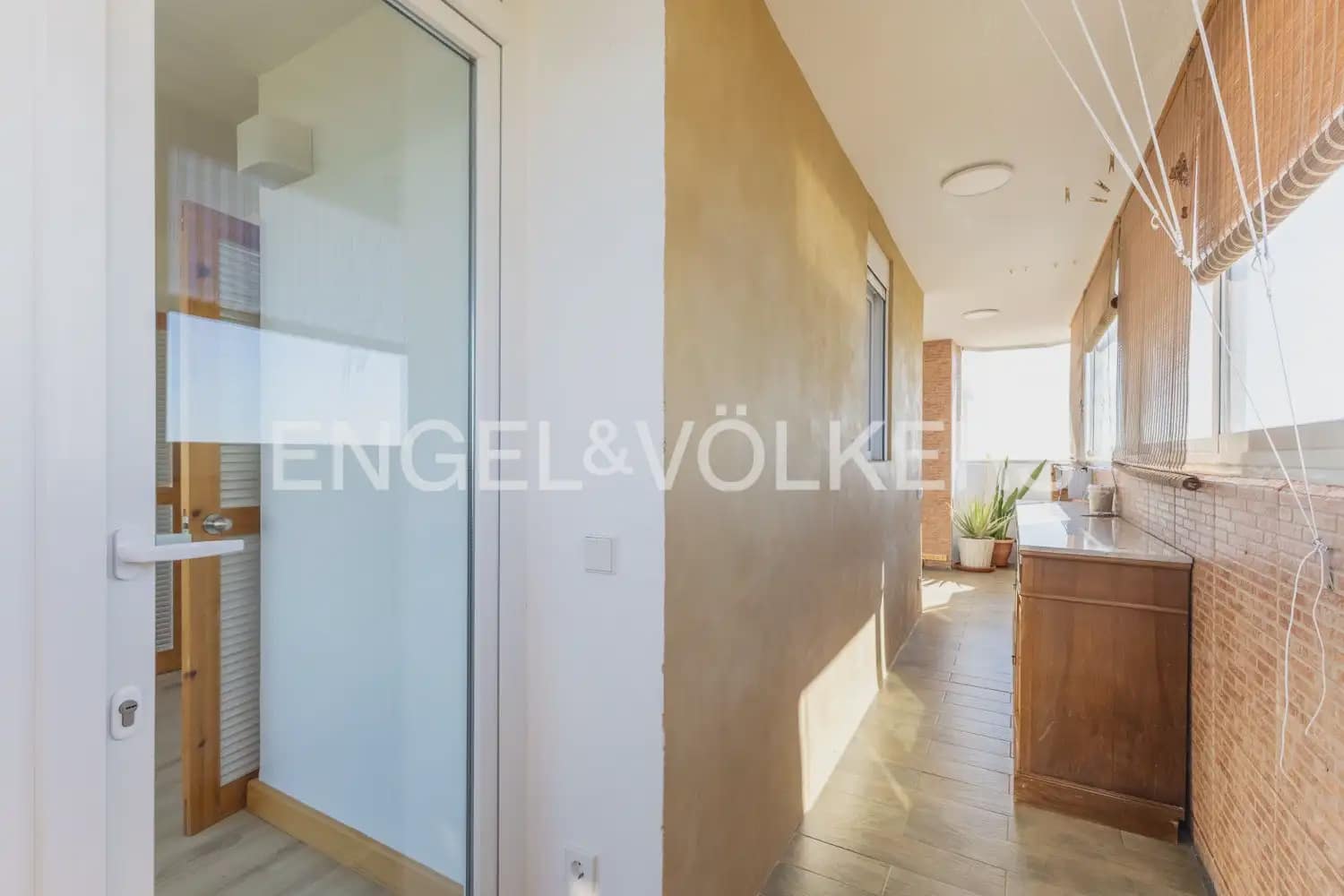 4 sovrum Lägenhet till salu i Valencia stad med pool - 630 000 € (Ref: 9897494)