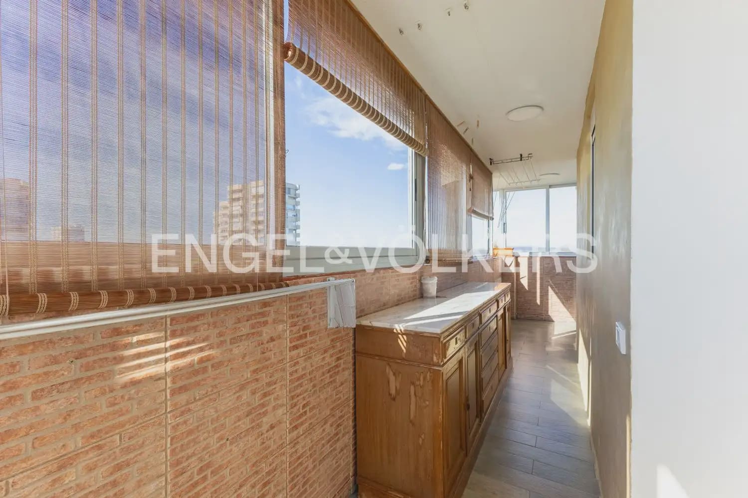 4 sovrum Lägenhet till salu i Valencia stad med pool - 630 000 € (Ref: 9897494)