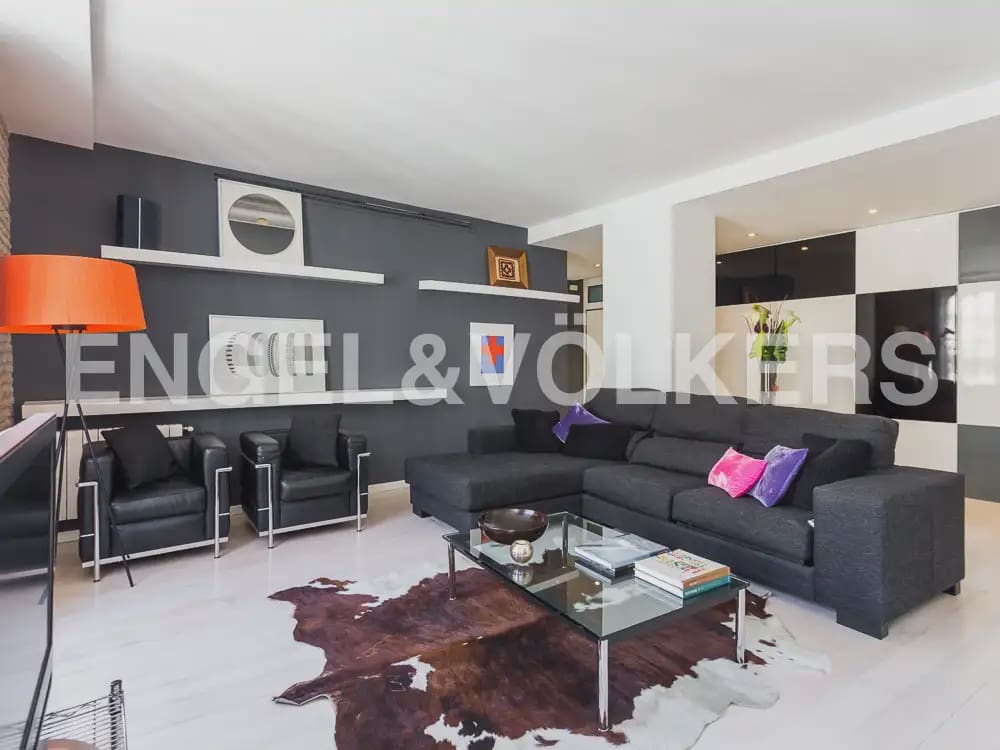 3 slaapkamer Flat te huur in Valencia stad - € 2.500 (Ref: 9897495)