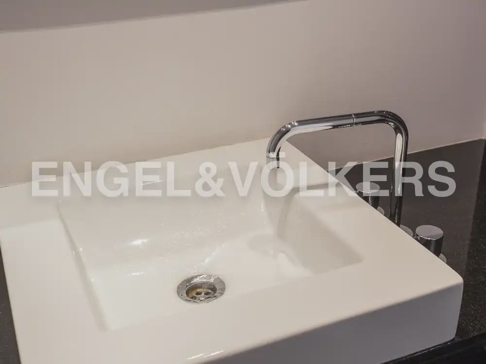 3 slaapkamer Flat te huur in Valencia stad - € 2.500 (Ref: 9897495)