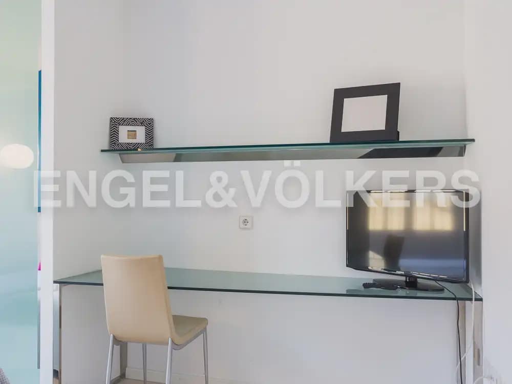 3 slaapkamer Flat te huur in Valencia stad - € 2.500 (Ref: 9897495)
