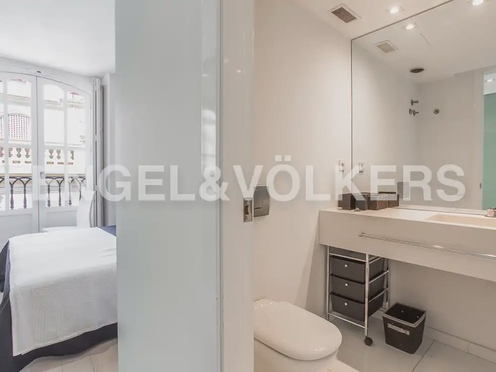 3 slaapkamer Flat te huur in Valencia stad - € 2.500 (Ref: 9897495)