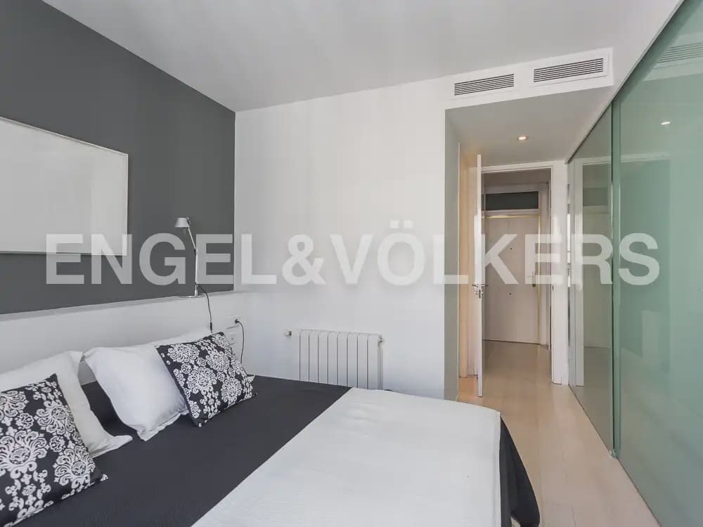 3 slaapkamer Flat te huur in Valencia stad - € 2.500 (Ref: 9897495)