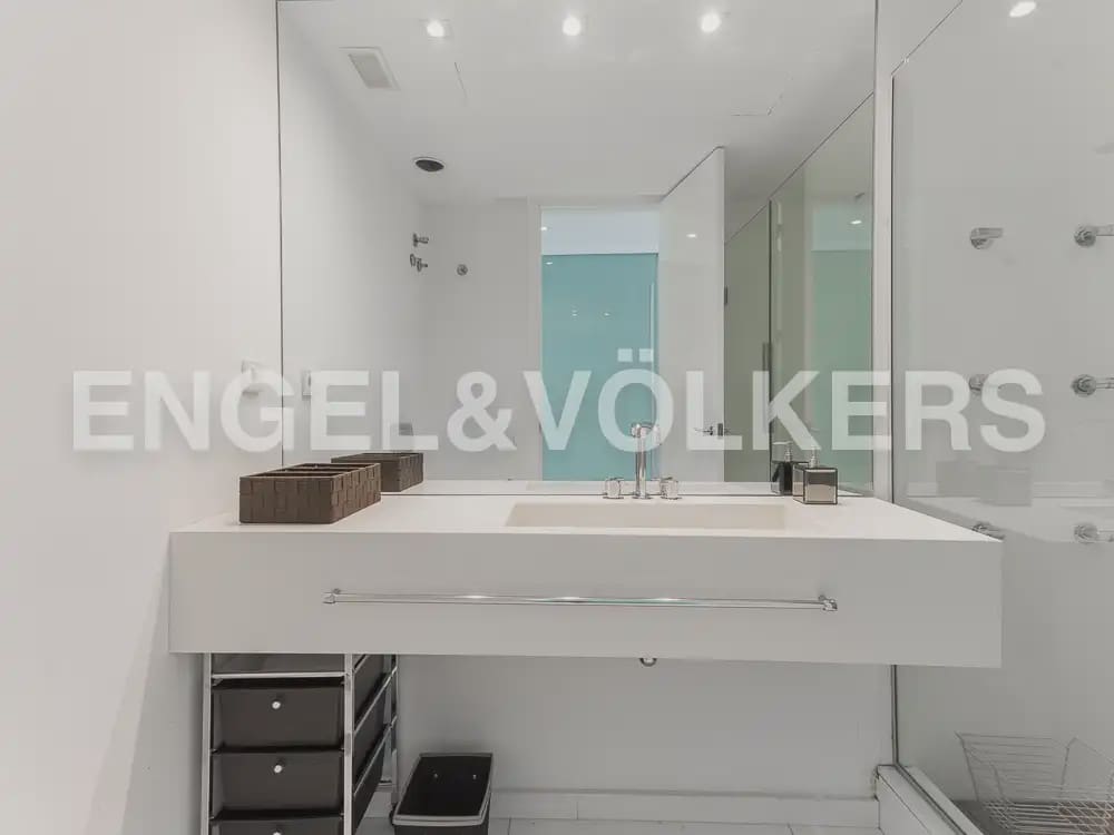 3 slaapkamer Flat te huur in Valencia stad - € 2.500 (Ref: 9897495)