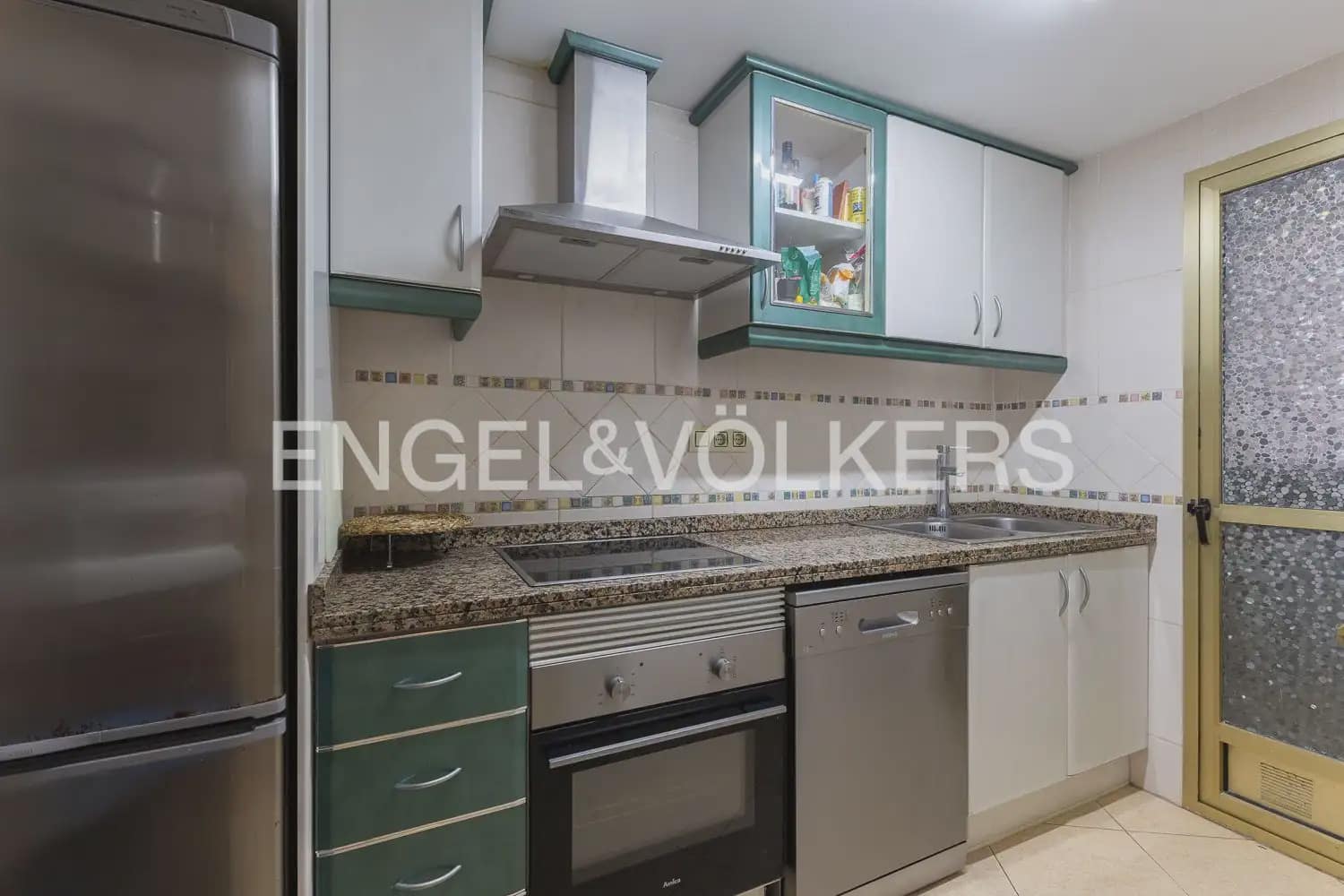 3 bedroom Flat for sale in Sueca with pool - € 230,000 (Ref: 9897496)