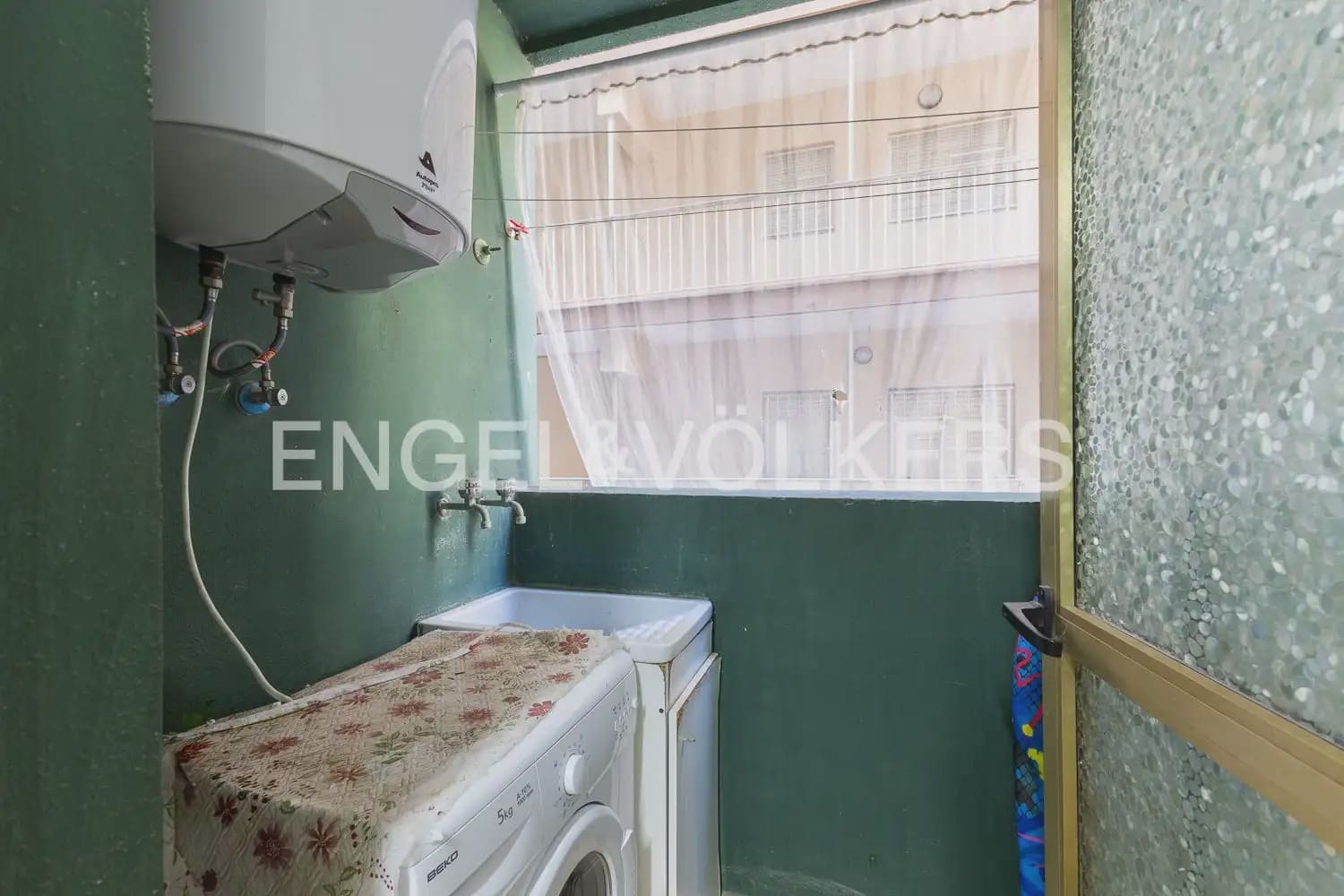 3 bedroom Flat for sale in Sueca with pool - € 230,000 (Ref: 9897496)